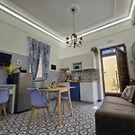 Ai 4 Cantoni Tatil Evi *